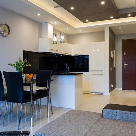 Euro Apartments Szafarnia Comfort Гданск Екстериор снимка